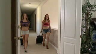 Lesbo ቅድሚያ ግምገማዎች - ላይ የእንቅስቃሴ