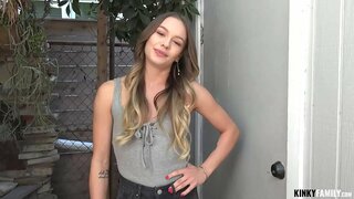 Nastrano Porodica Joj je mlada vaginu