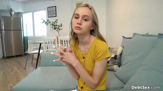 ���ர்ட்டி ஃப்ளிக்ஸ்-அவள் அந்த சேவலை உறிஞ்சி சவாரி செய்யும் விதம்