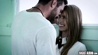 ���েক্সি, খোকামনি, বাস্তবতা বড় কঠিন, লিঙ্গ